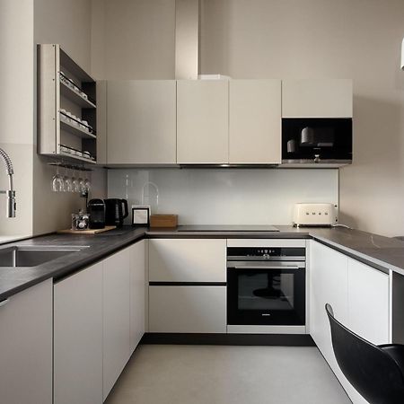 Apartament Navigli, 90 Square Meters, Free Parking Ripa Ticinese Mediolan Zewnętrze zdjęcie